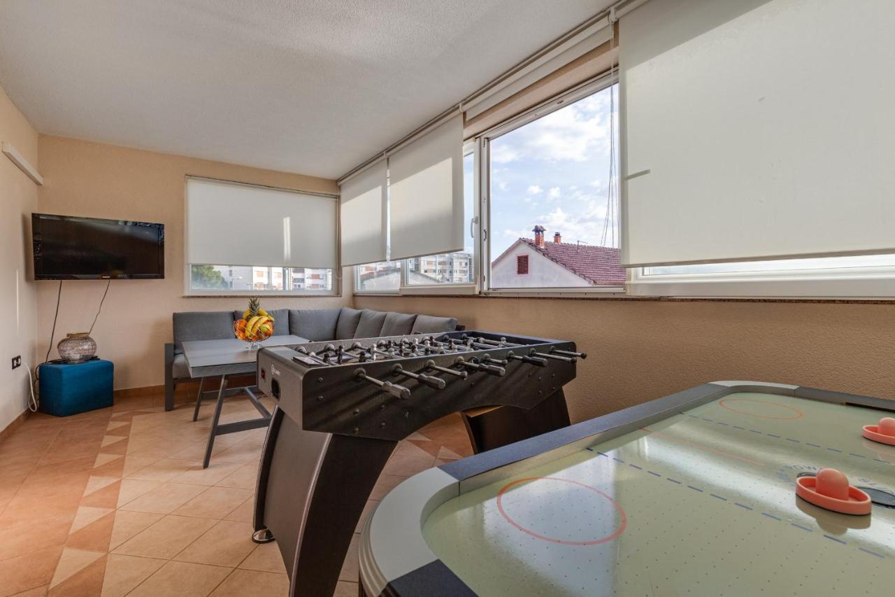 Elegant Two Bedroom Apartment Zadar Exterior foto